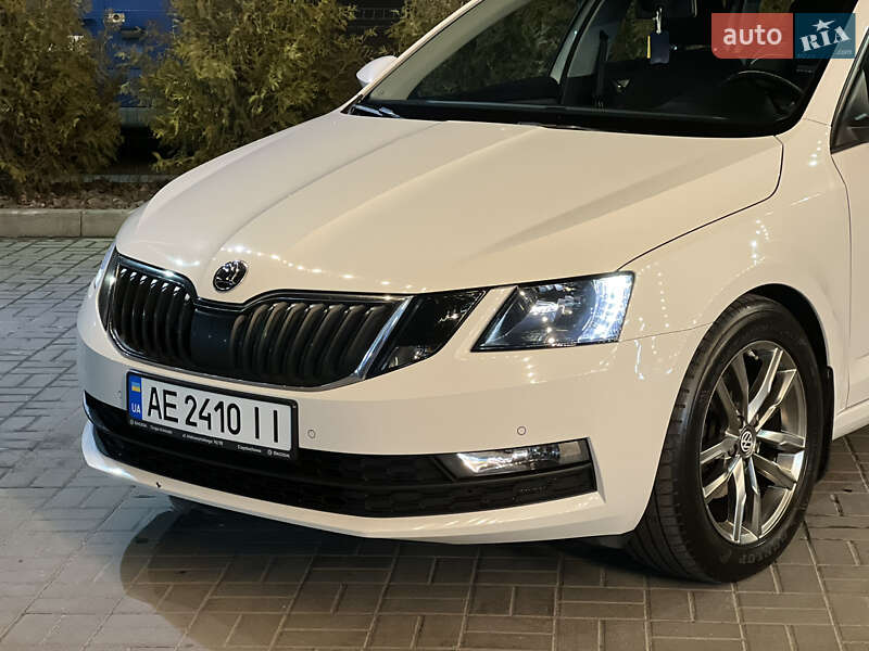 Універсал Skoda Octavia 2018 в Дніпрі
