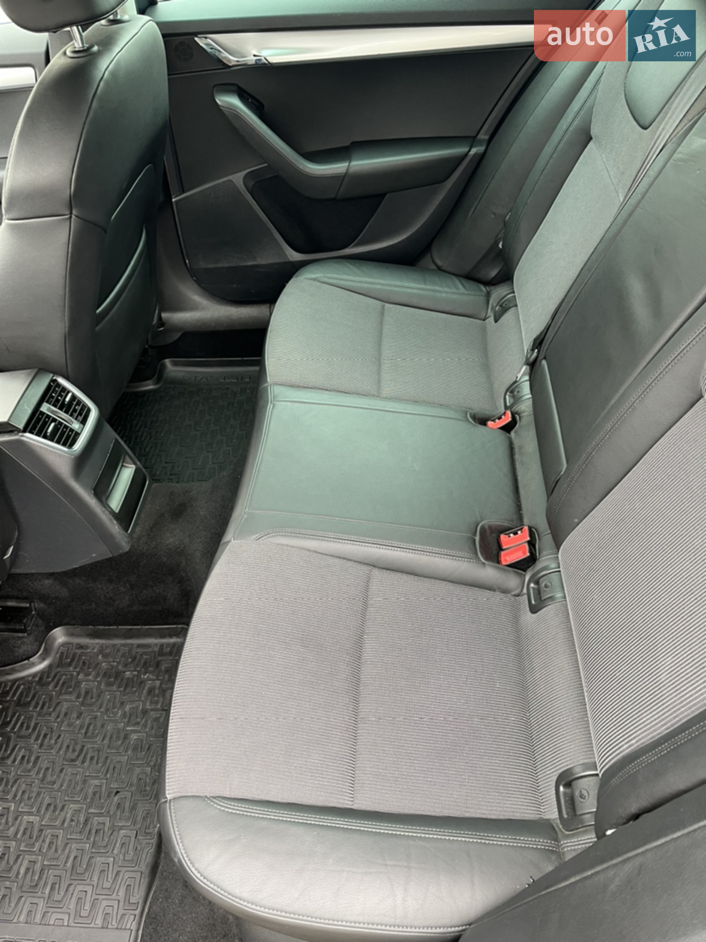 2018 Skoda Octavia - мініатюра 16