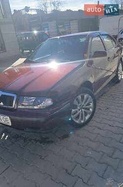 Лифтбек Skoda Octavia 1997 в Рахове