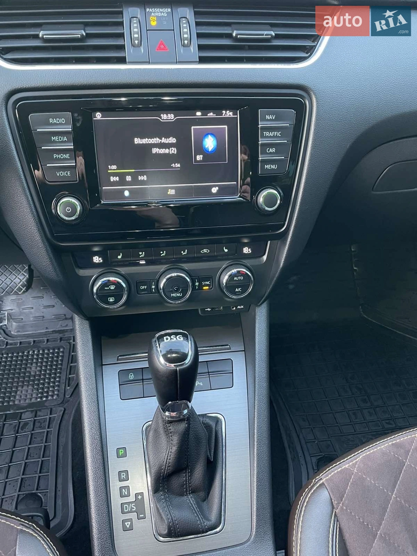 2016 Skoda Octavia - мініатюра 14