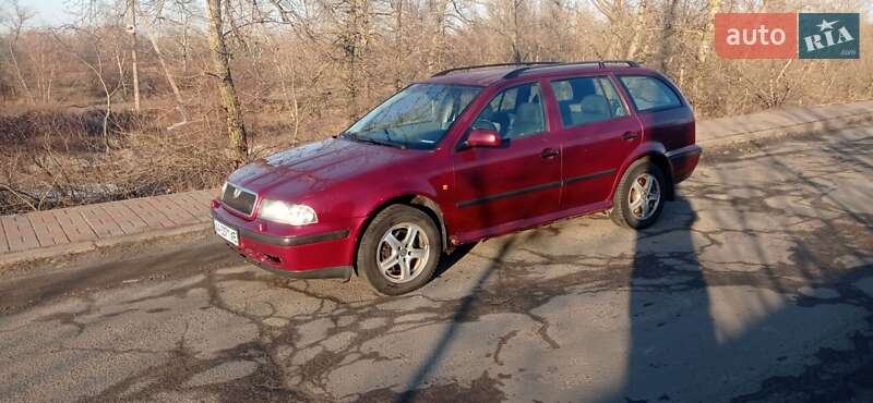 Универсал Skoda Octavia 2000 в Киеве