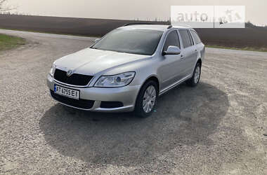 Универсал Skoda Octavia 2009 в Звенигородке