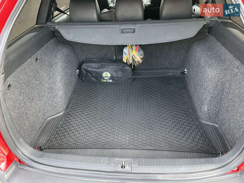 Универсал Skoda Octavia 2003 в Хмельницком