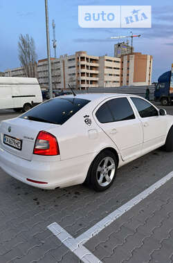 Седан Skoda Octavia 2011 в Киеве