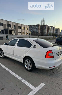 Седан Skoda Octavia 2011 в Киеве