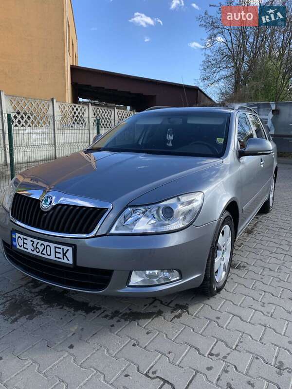 Универсал Skoda Octavia 2012 в Черновцах