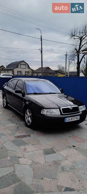 Лифтбек Skoda Octavia 2003 в Жашкове
