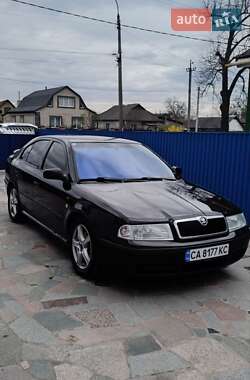 Лифтбек Skoda Octavia 2003 в Жашкове