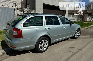 Універсал Skoda Octavia 2009 в Одесі