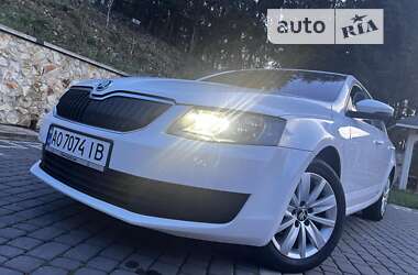 Лифтбек Skoda Octavia 2014 в Тячеве