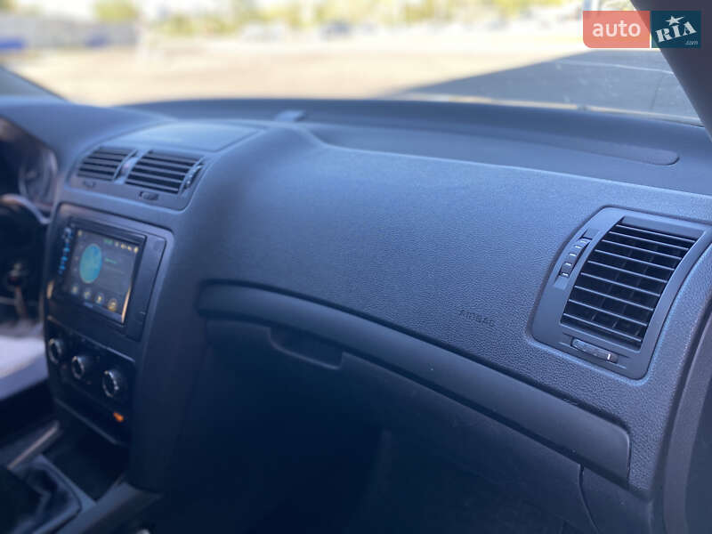 Універсал Skoda Octavia 2009 в Кривому Розі