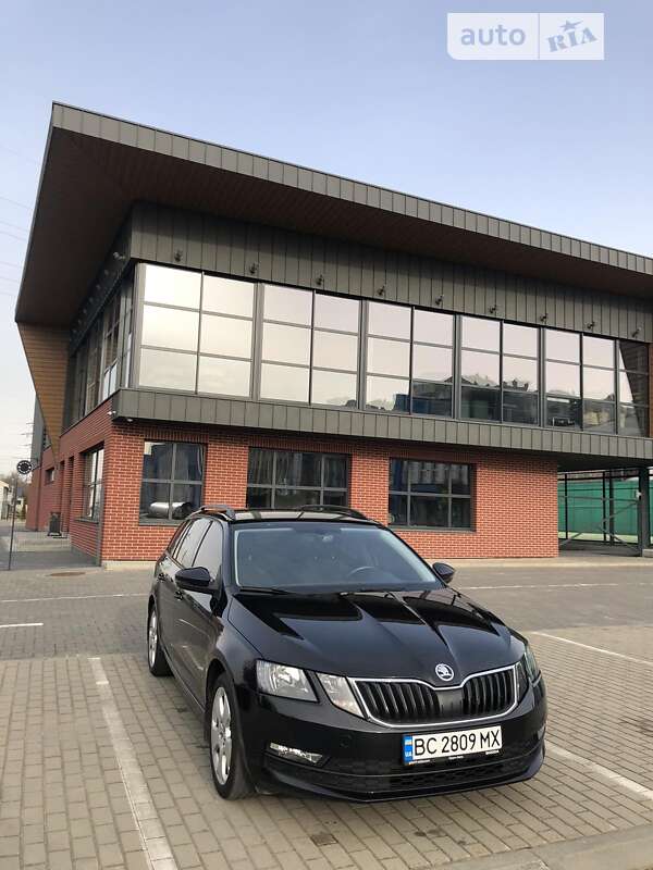 Універсал Skoda Octavia 2017 в Львові