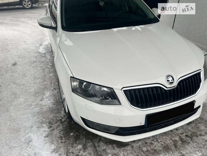 Универсал Skoda Octavia 2016 в Одессе