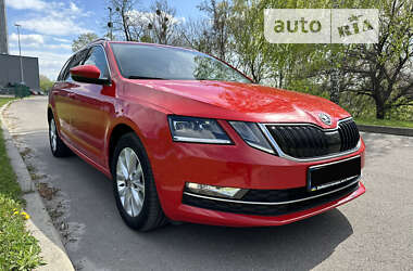 Универсал Skoda Octavia 2018 в Киеве