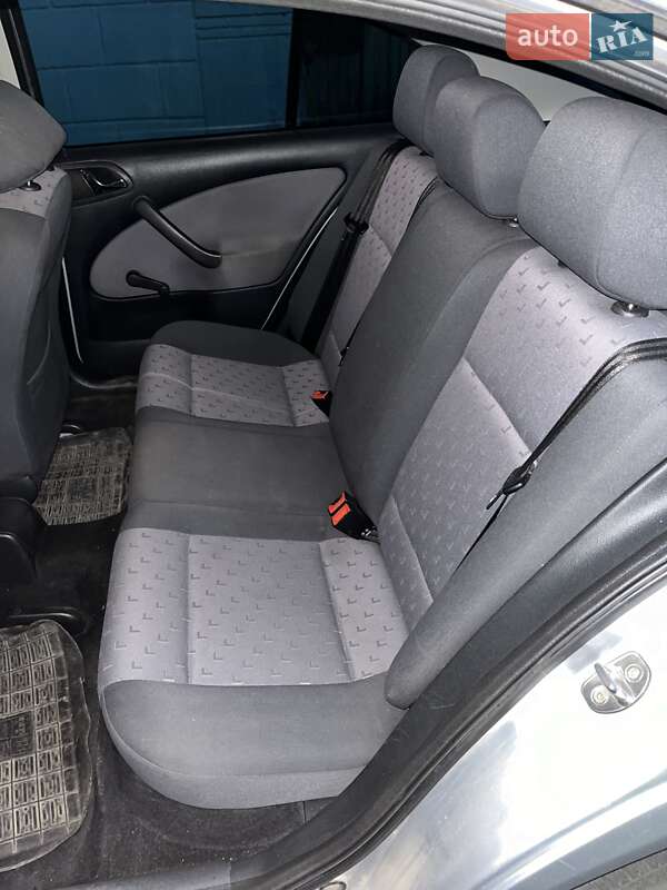 Ліфтбек Skoda Octavia 2010 в Запоріжжі