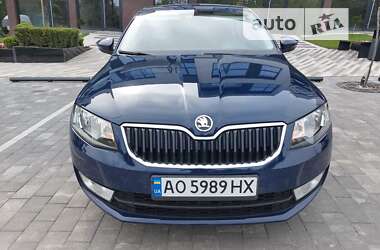 Лифтбек Skoda Octavia 2016 в Ужгороде