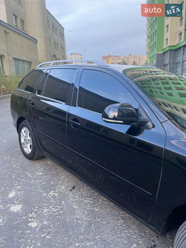 Універсал Skoda Octavia 2010 в Києві фото 24 Універсал Skoda Octavia 2010 в Києві