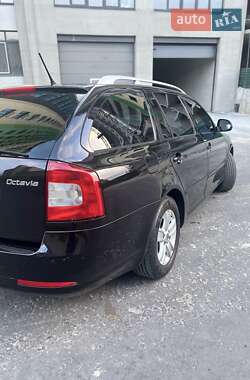 Универсал Skoda Octavia 2010 в Киеве