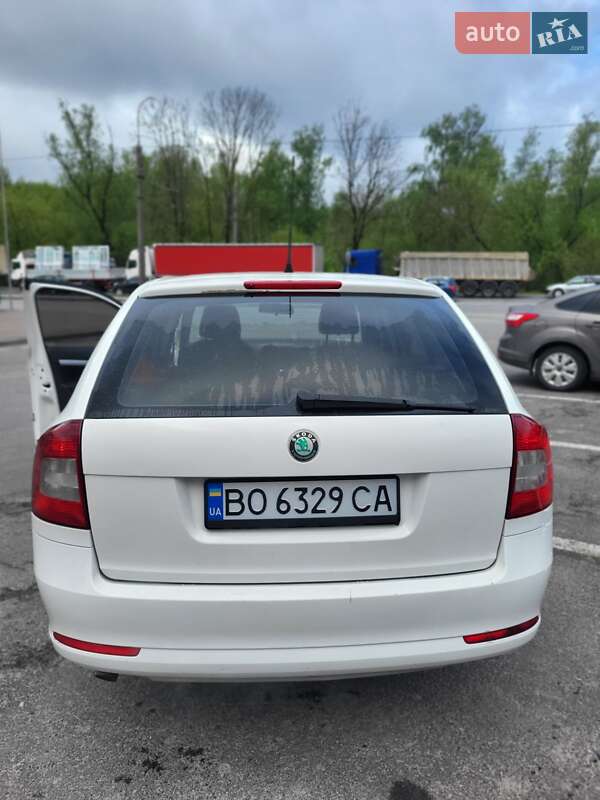 Універсал Skoda Octavia 2010 в Тернополі
