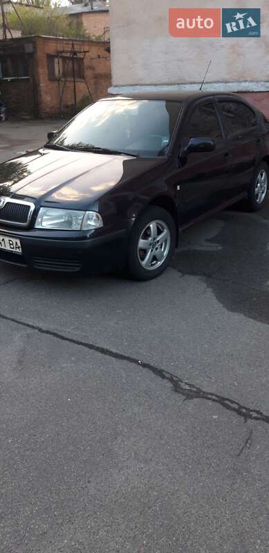 Лифтбек Skoda Octavia 2006 в Гребенке