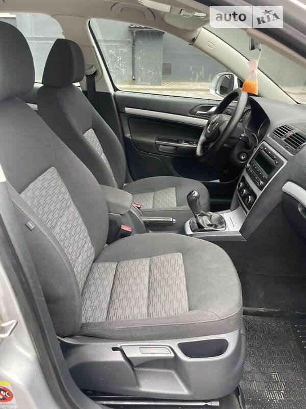 Лифтбек Skoda Octavia 2011 в Ахтырке фото 15 Лифтбек Skoda Octavia 2011 в Ахтырке