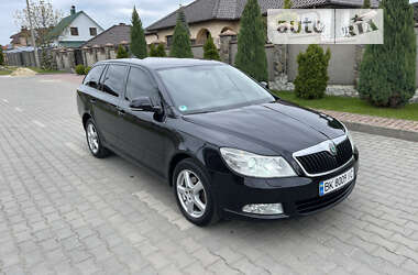 Универсал Skoda Octavia 2011 в Луцке