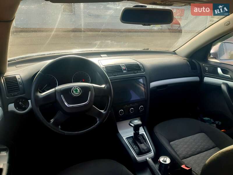 Універсал Skoda Octavia 2009 в Монастирищеві