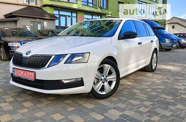 Универсал Skoda Octavia 2017 в Калуше