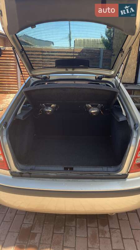 Лифтбек Skoda Octavia 2005 в Харькове