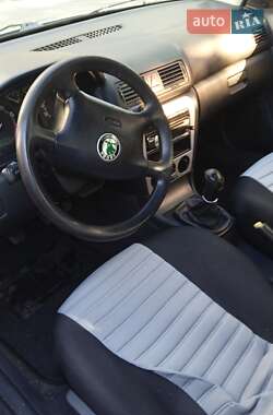 Лифтбек Skoda Octavia 2001 в 