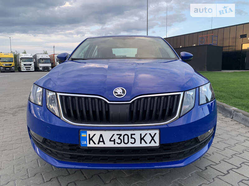 Лифтбек Skoda Octavia 2019 в Киеве