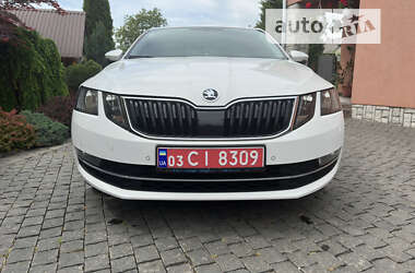 Лифтбек Skoda Octavia 2019 в Ужгороде