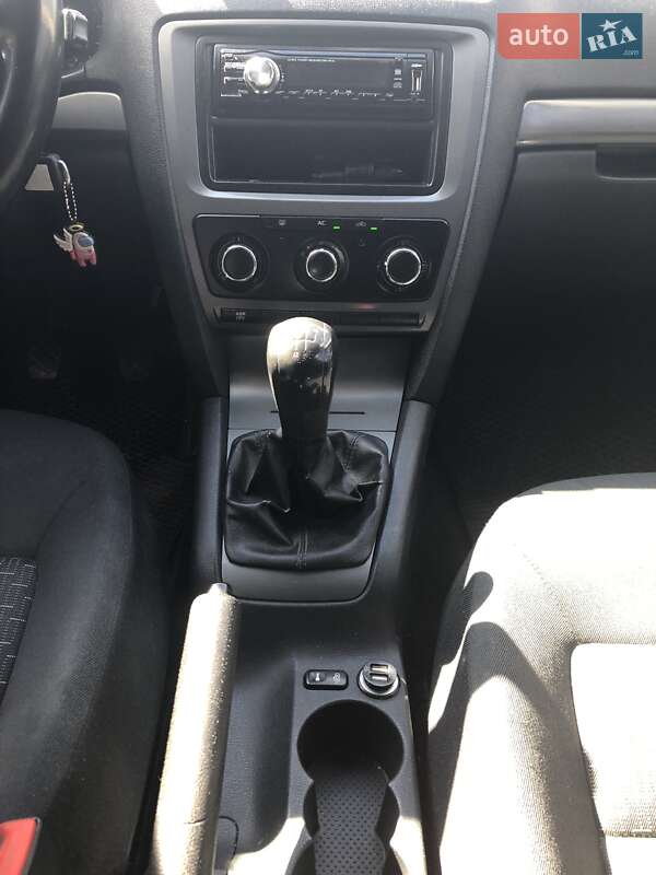 Лифтбек Skoda Octavia 2012 в Старом Самборе