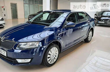 Лифтбек Skoda Octavia 2015 в Хмельницком