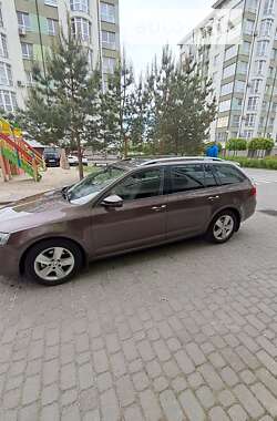 Универсал Skoda Octavia 2014 в Ивано-Франковске