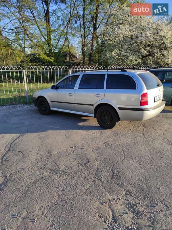 Універсал Skoda Octavia 2005 в Житомирі