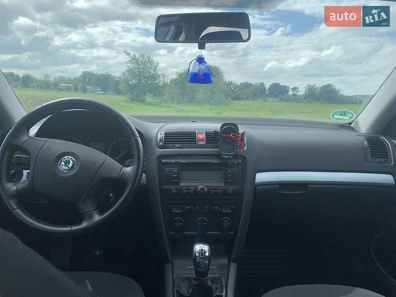 Універсал Skoda Octavia 2008 в Луцьку