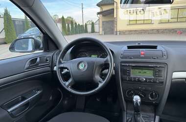 Ліфтбек Skoda Octavia 2006 в Іршаві