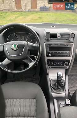 Универсал Skoda Octavia 2009 в Рокитном