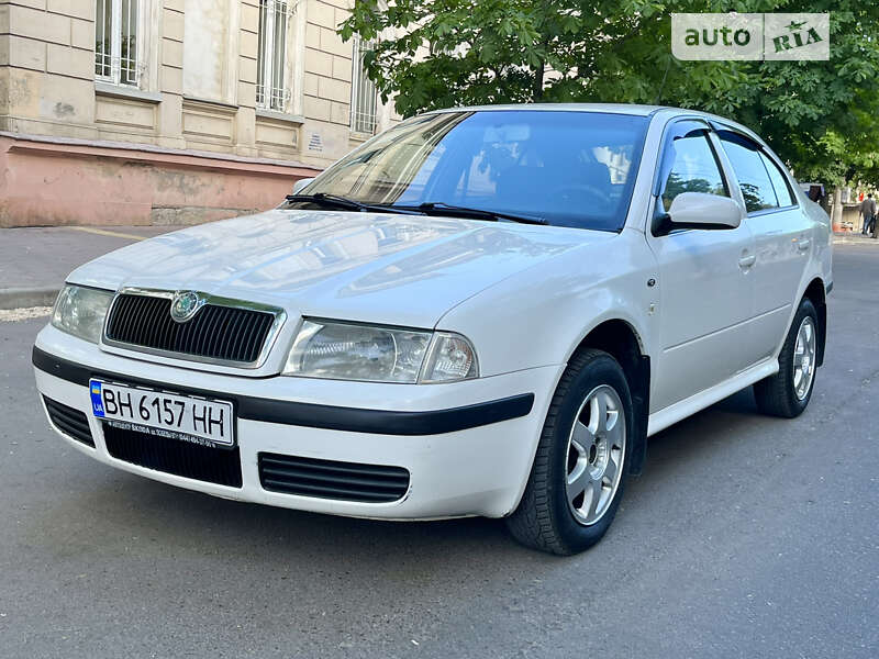 Ліфтбек Skoda Octavia 2004 в Одесі