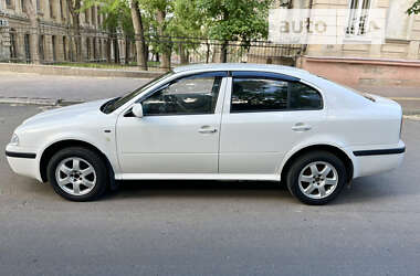 Ліфтбек Skoda Octavia 2004 в Одесі