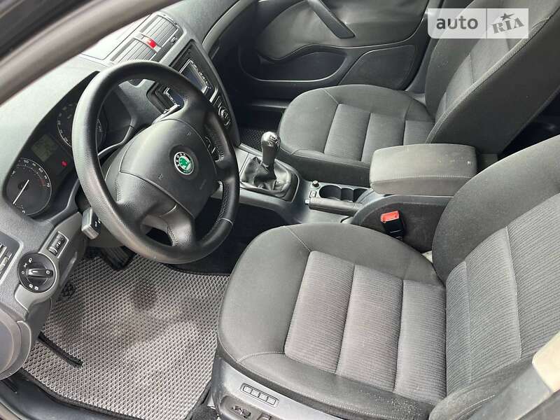 Лифтбек Skoda Octavia 2006 в Харькове