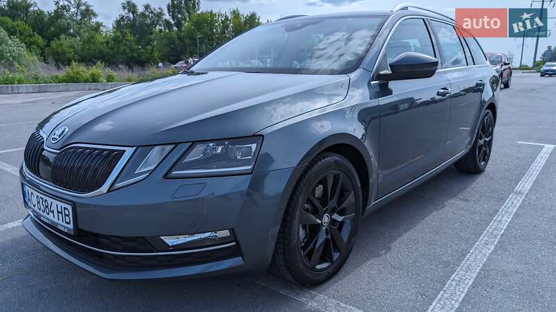 Универсал Skoda Octavia 2017 в Ирпене