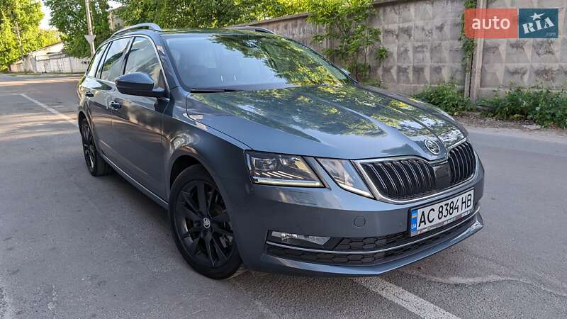 Универсал Skoda Octavia 2017 в Ирпене