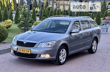 Универсал Skoda Octavia 2012 в Стрые