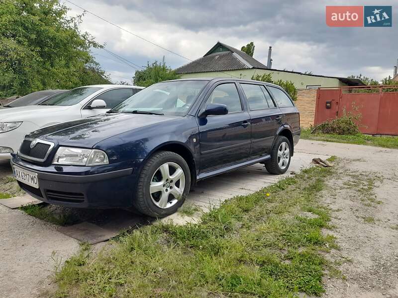 Універсал Skoda Octavia 2004 в Харкові