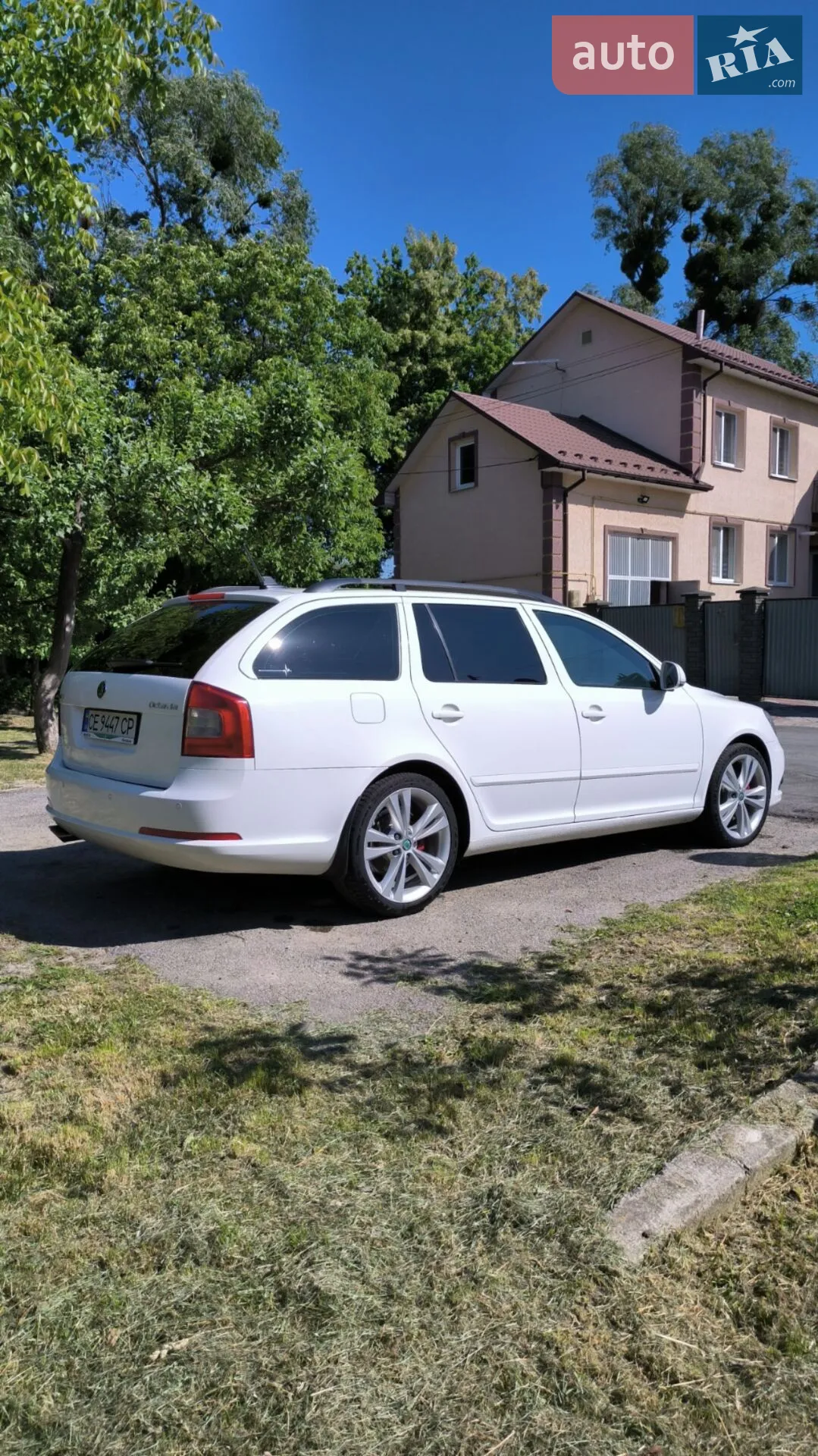 2011 Skoda Octavia - мініатюра 8