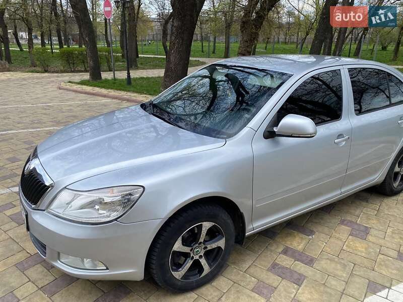 Лифтбек Skoda Octavia 2009 в Кременчуге