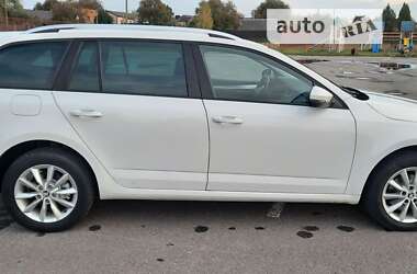 Универсал Skoda Octavia 2013 в Луцке