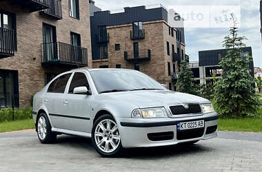 Лифтбек Skoda Octavia 2003 в Ивано-Франковске